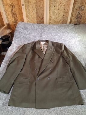 Diamanti Men's Double-Breasted Olive Pea Sport Coat